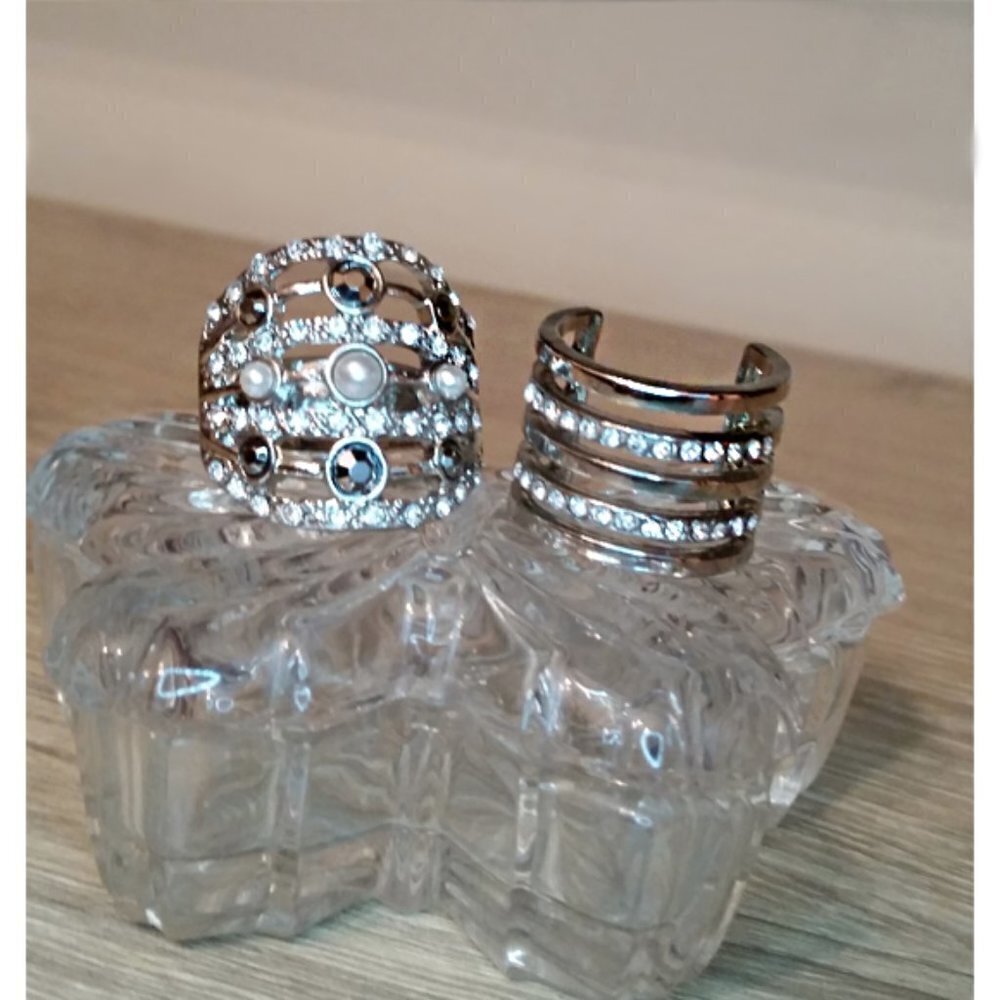 Bundle lot 2 trendy statement big glam rings sz 8-8.5